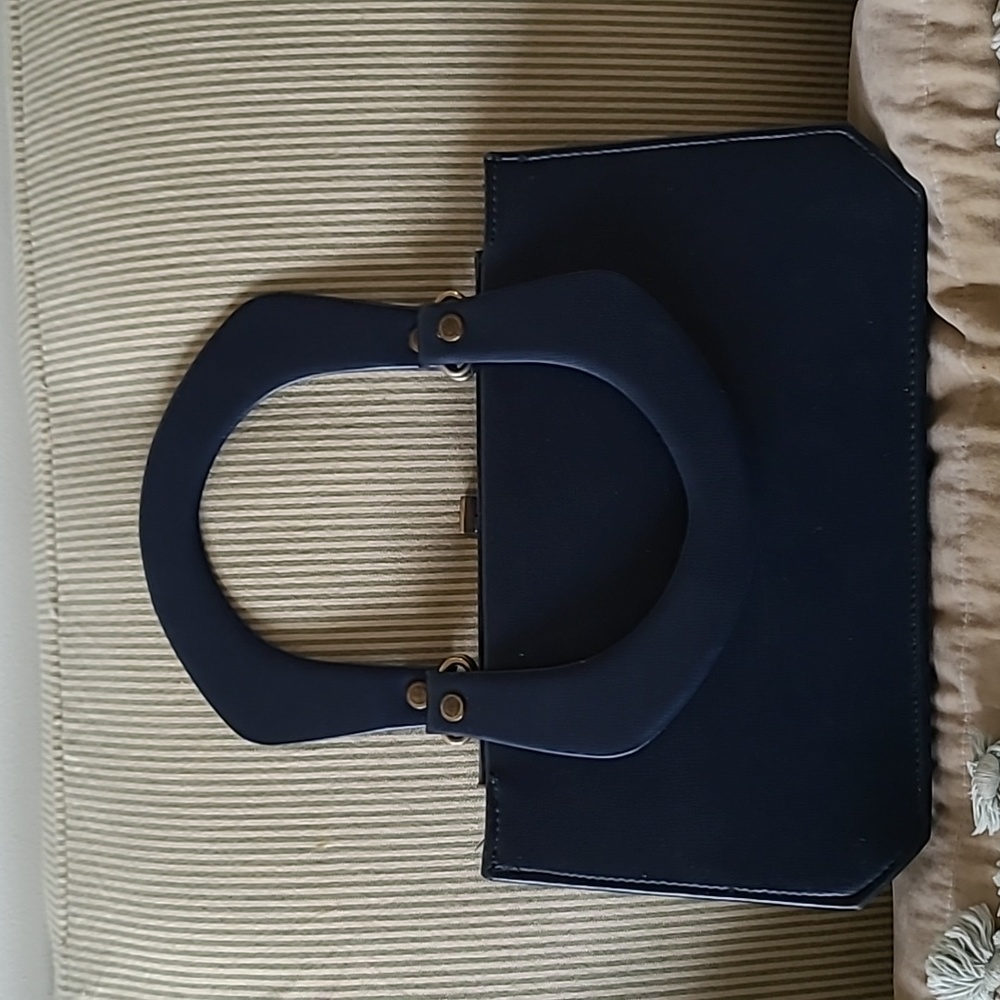 VTG Navy handbag - Picture 2 of 8